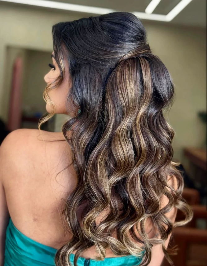 Mechas e ondas glamour